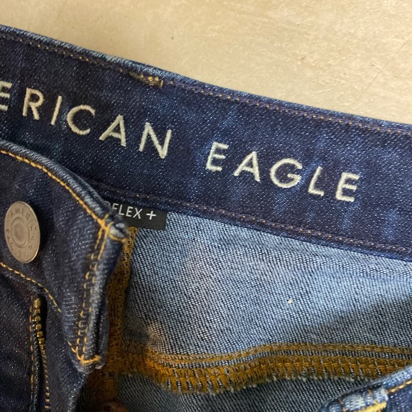 American Eagle Jeans - Picture 2 of 4